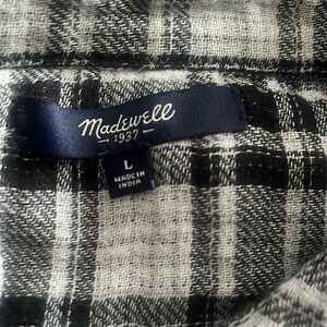 Madewell Black and White Plaid Button Down Shirt Size Large